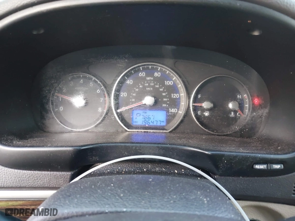 2012 Hyundai Santa Fe Limited with VIN 5XYZK3AB8CG117309, listed as a IAAI auction lot 41145625 with 196,477 mi miles. Bid and sale history available at carsss.com. Image 7.
