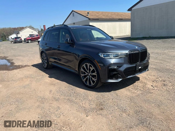 2022 BMW X7 M50i z VIN 5UXCX6C09N9K44917, wystawiony jako Copart lot #54822275 z przebiegiem 123 855 mil mil oraz Tytuł czysty. Historia ofert i sprzedaży dostępna na DreamBid. Obrazek 4.