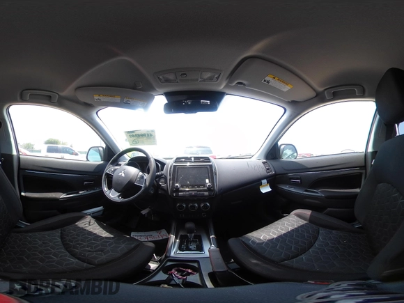 2024 Mitsubishi Outlander S z VIN JA4ARUAU6RU017646, wystawiony jako IAAI lot #42155361 z przebiegiem 1 044 mil mil oraz . Historia ofert i sprzedaży dostępna na DreamBid. Obrazek 19.