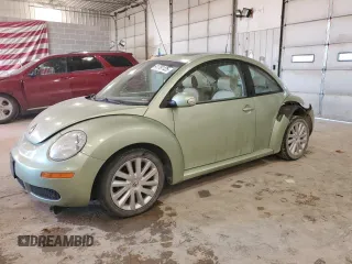 2008 Volkswagen Beetle S с VIN 3VWRW31C28M518441, выставлен на аукционе Copart как лот 41791125 с пробегом 129 025 миль миль и Чистый • Clean title. История ставок и продаж доступна на DreamBid. Изображение 1.