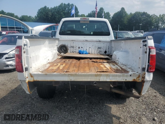 2009 Ford F-350 z VIN 1FDWF30509EA23540, wystawiony jako Copart lot #64825564 z przebiegiem 121 432 mil mil oraz Czysty tytuł • Clean title. Historia ofert i sprzedaży dostępna na DreamBid. Obrazek 6.