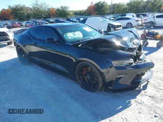 2016 Chevrolet Camaro 2SS with VIN 1G1FH1R77G0138307, listed as a IAAI auction lot 41071985 with 57,027 mi miles. Bid and sale history available at carsss.com. Image 1.