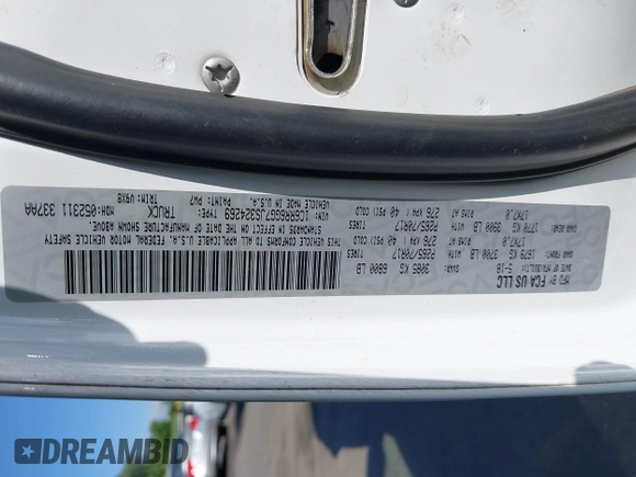 2018 Ram 1500 SLT z VIN 1C6RR6GG7JS324269, wystawiony jako IAAI lot #42148220 z przebiegiem 159 296 mil mil oraz . Historia ofert i sprzedaży dostępna na DreamBid. Obrazek 9.