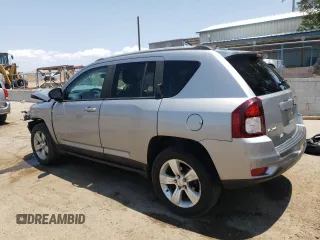 2016 Jeep Compass Sport z VIN 1C4NJDBB8GD631624, wystawiony jako Copart lot #61250695 z przebiegiem 124 133 mil mil oraz Szkoda całkowita • Salvage title. Historia ofert i sprzedaży dostępna na DreamBid. Obrazek 2.