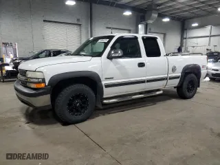 2002 Chevrolet Silverado 1500 LT with VIN 2GCEK19T121341322, listed as a Copart auction lot 51996475 with 232,515 mi miles and Salvage Title. Bid and sale history available at carsss.com. Image 1.