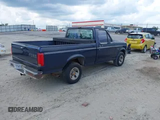 1993 Ford F-150 with VIN 1FTDF15Y1PNB24389, listed as a IAAI auction lot 42636424 with 271,789 mi miles and . Bid and sale history available at DreamBid. Image 4.