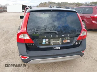 2012 Volvo XC70 3.2L with VIN YV4940BZ1C1126743, listed as a IAAI auction lot 41702765 with 206,064 mi miles and . Bid and sale history available at DreamBid. Image 16.