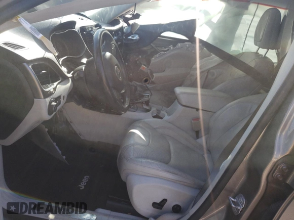 2019 Jeep Cherokee Limited с VIN 1C4PJLDB4KD190616, выставлен на аукционе Copart как лот 56880795 с пробегом 170 826 миль миль и Списание • Salvage title. История ставок и продаж доступна на DreamBid. Изображение 7.