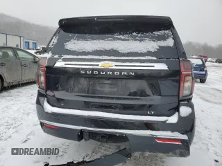 2024 Chevrolet Suburban LT z VIN 1GNSKCKD2RR249498, wystawiony jako Copart lot #46279295 z przebiegiem 18 566 mil mil oraz Czysty tytuł • Clean title. Historia ofert i sprzedaży dostępna na DreamBid. Obrazek 6.