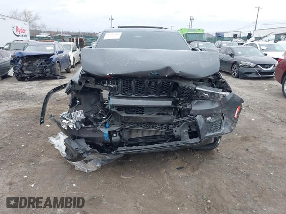 2024 Jeep Grand Cherokee z VIN 1C4RJYB6XR8955858, wystawiony jako IAAI lot #41724210 z przebiegiem Nie podano mil oraz . Historia ofert i sprzedaży dostępna na DreamBid. Obrazek 6.