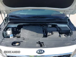 2021 Kia Sedona LX with VIN KNDMB5C12M6661917, listed as a IAAI auction lot 42129682 with 80,321 mi miles and . Bid and sale history available at carsss.com. Image 10.
