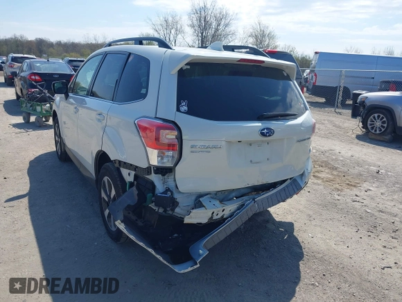 2018 Subaru Forester Limited with VIN JF2SJARCXJH417266, listed as a IAAI auction lot 42105404 with 70,174 mi miles. Bid and sale history available at carsss.com. Image 6.