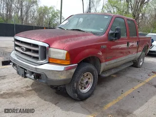 2001 Ford Super Duty F-250 XL with VIN 1FTNW21F21EA06650, listed as a IAAI auction lot 41910547 with 320,000 mi miles. Bid and sale history available at carsss.com. Image 2.