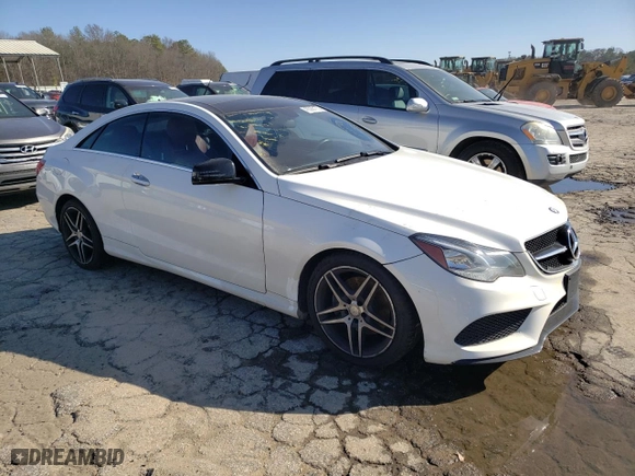 2017 Mercedes-Benz E-Class E 400 with VIN WDDKJ6HB8HF361697, listed as a Copart auction lot 43335175 with 105,160 mi miles and Salvage Title. Bid and sale history available at carsss.com. Image 4.