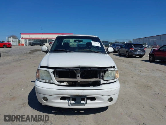 2003 Ford F-150 XL with VIN 2FTRX17273CA82712, listed as a IAAI auction lot 41649838 with 1 mi miles. Bid and sale history available at carsss.com. Image 6.
