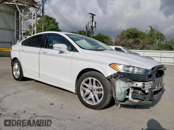 2013 Ford Fusion SE with VIN 3FA6P0HR0DR375214, listed as a Copart auction lot 61873775 with 168,940 mi miles and Clean title. Bid and sale history available at DreamBid. Image 4.