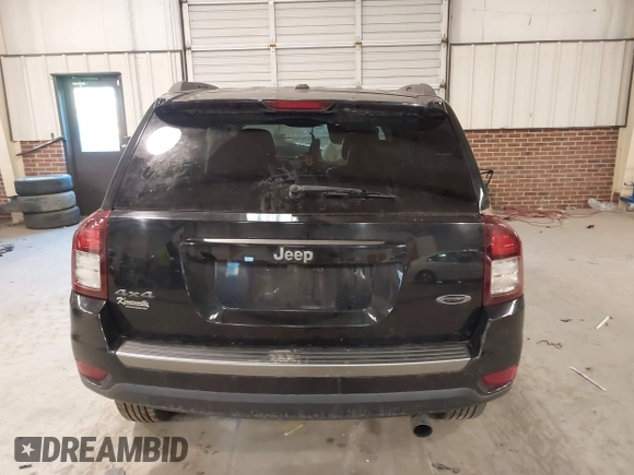 2016 Jeep Compass Sport z VIN 1C4NJDBB6GD657977, wystawiony jako IAAI lot #41327931 z przebiegiem 203 315 mil mil oraz . Historia ofert i sprzedaży dostępna na DreamBid. Obrazek 16.
