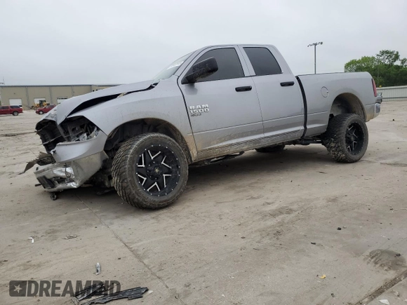 2021 Ram 1500 Tradesman z VIN 1C6RR7FG5MS584780, wystawiony jako Copart lot #53982845 z przebiegiem 74 396 mil mil oraz Szkoda całkowita • Salvage title. Historia ofert i sprzedaży dostępna na DreamBid. Obrazek 1.