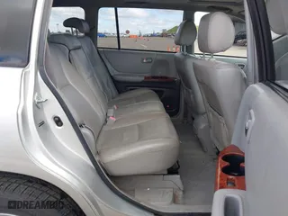 2006 Toyota Highlander Hybrid with VIN JTEEW21A760033797, listed as a IAAI auction lot 41931586 with 283,045 mi miles. Bid and sale history available at carsss.com. Image 8.