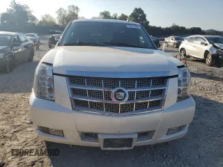 2011 Cadillac Escalade Platinum Edition z VIN 1GYS4DEF1BR343281, wystawiony jako Copart lot #74517204 z przebiegiem 199 087 mil mil oraz Czysty tytuł • Clean title. Historia ofert i sprzedaży dostępna na DreamBid. Obrazek 5.
