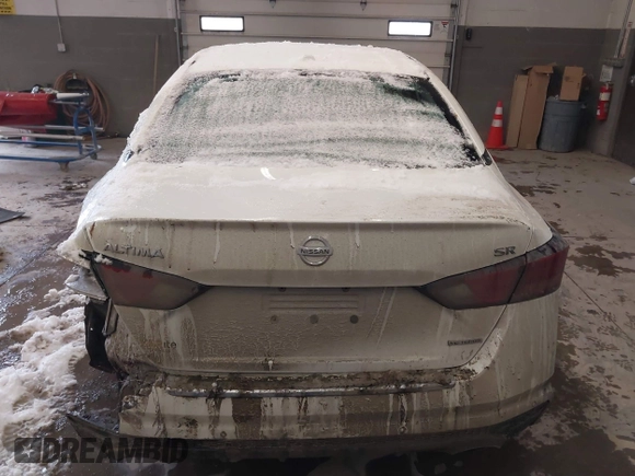 2020 Nissan Altima SR with VIN 1N4AL4CV8LC141000, listed as a IAAI auction lot 41294853 with 39,466 mi miles and . Bid and sale history available at carsss.com. Image 17.