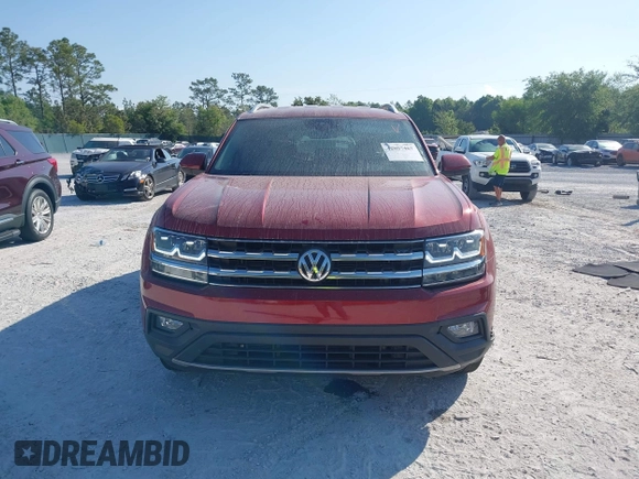 2018 Volkswagen Atlas SE with VIN 1V2DR2CA5JC521950, listed as a IAAI auction lot 42057467 with 99,750 mi miles and . Bid and sale history available at DreamBid. Image 12.