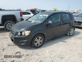 2012 Chevrolet Sonic LS z VIN 1G1JA6SH1C4109239, wystawiony jako Copart lot #70859294 z przebiegiem 169 193 mil mil oraz Szkoda całkowita • Salvage title. Historia ofert i sprzedaży dostępna na DreamBid. Obrazek 1.