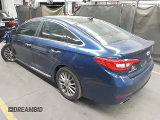 2015 Hyundai Sonata Limited with VIN 5NPE34AF4FH112271, listed as a IAAI auction lot 42077669 with 84,154 mi miles and . Bid and sale history available at carsss.com. Image 3.