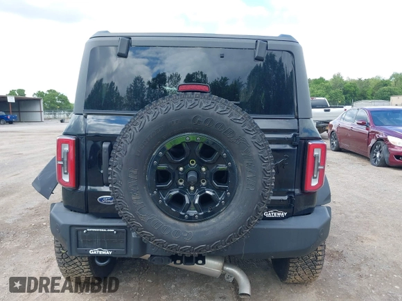 2024 Ford Bronco Wildtrak with VIN 1FMEE2BP1RLA75293, listed as a IAAI auction lot 42199529 with 6,466 mi miles and . Bid and sale history available at DreamBid. Image 16.