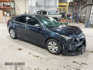 2014 Chevrolet Cruze LS z VIN 1G1PA5SH3E7473796, wystawiony jako IAAI lot #42191642 z przebiegiem 63 873 mil mil oraz . Historia ofert i sprzedaży dostępna na DreamBid. Obrazek 1.