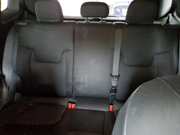 2015 Jeep Renegade Trailhawk with VIN ZACCJBCT8FPB78351, listed as a Copart auction lot 64036095 with 127,784 mi miles and Salvage title. Bid and sale history available at DreamBid. Image 10.
