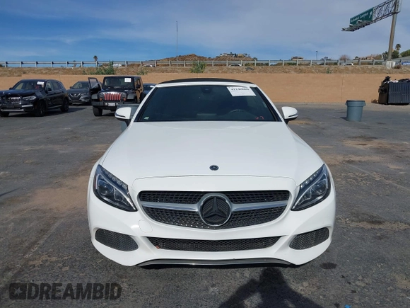 2018 Mercedes-Benz C 300 z VIN WDDWK4JB3JF643216, wystawiony jako IAAI lot #41140000 z przebiegiem 85 819 mil mil oraz . Historia ofert i sprzedaży dostępna na DreamBid. Obrazek 12.