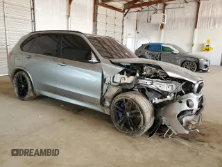 2018 BMW X5 M z VIN 5YMKT6C50J0Y84279, wystawiony jako Copart lot #45330495 z przebiegiem 41 745 mil mil oraz Szkoda całkowita • Salvage title. Historia ofert i sprzedaży dostępna na DreamBid. Obrazek 4.