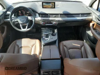 2017 Audi Q7 Premium Plus z VIN WA1LAAF79HD016667, wystawiony jako Copart lot #51255925 z przebiegiem 141 949 mil mil oraz Szkoda całkowita • Salvage title. Historia ofert i sprzedaży dostępna na DreamBid. Obrazek 8.