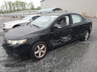 2010 Kia Forte EX z VIN KNAFU4A26A5861366, wystawiony jako Copart lot #51791605 z przebiegiem 161 093 mil mil oraz Szkoda całkowita • Salvage title. Historia ofert i sprzedaży dostępna na DreamBid. Obrazek 1.