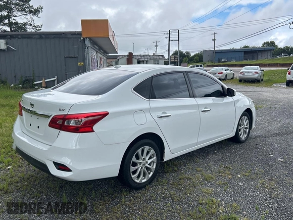 2019 Nissan Sentra SV z VIN 3N1AB7AP5KY428791, wystawiony jako Copart lot #60102005 z przebiegiem 130 972 mil mil oraz Czysty tytuł • Clean title. Historia ofert i sprzedaży dostępna na DreamBid. Obrazek 4.