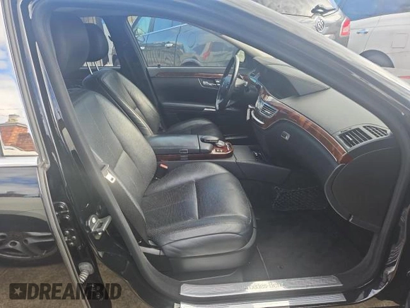 2007 Mercedes-Benz S 550 with VIN WDDNG71XX7A072453, listed as a Copart auction lot 84865234 with 155,116 mi miles and Clean Title. Bid and sale history available at DreamBid. Image 5.