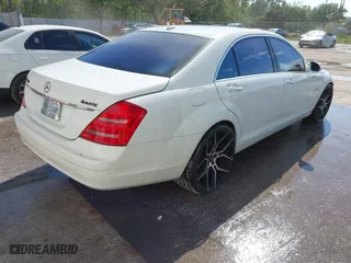 2008 Mercedes-Benz S-Class 5.5L V8 with VIN WDDNG86X48A151830, listed as a IAAI auction lot 41821178 with 1 mi miles. Bid and sale history available at carsss.com. Image 4.