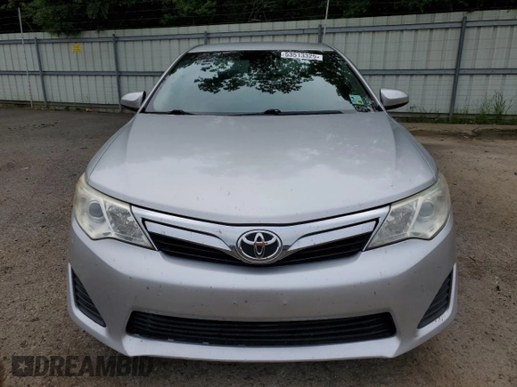 2012 Toyota Camry L with VIN 4T1BF1FK4CU124092, listed as a Copart auction lot 53513325 with 220,063 mi miles and Salvage Title. Bid and sale history available at DreamBid. Image 5.