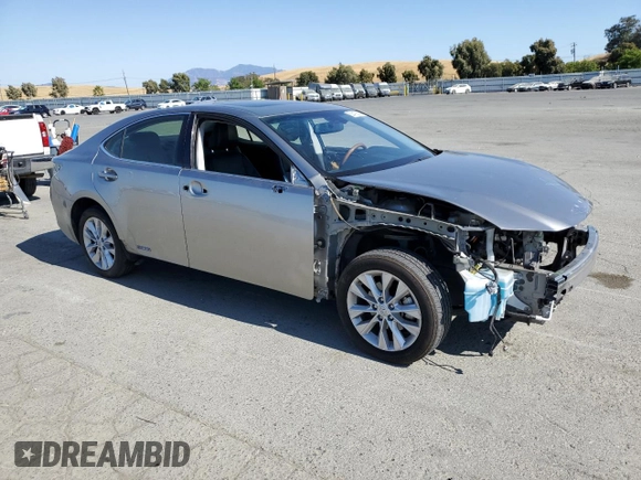 2015 Lexus ES 300h with VIN JTHBW1GG1F2083403, listed as a Copart auction lot 62419385 with 126,908 mi miles and Salvage title. Bid and sale history available at DreamBid. Image 4.