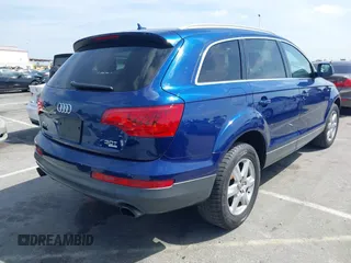 2014 Audi Q7 3.0T Premium Plus with VIN WA1LGAFE2ED010914, listed as a IAAI auction lot 41266568 with 141,820 mi miles. Bid and sale history available at carsss.com. Image 4.