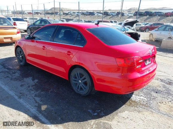 2014 Volkswagen Jetta Sedan SE w/Connectivity with VIN 3VWB07AJ1EM442408, listed as a IAAI auction lot 41748093 with NaN miles. Bid and sale history available at carsss.com. Image 3.