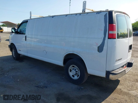 2007 Chevrolet Express Cargo with VIN 1GCGG29V871216560, listed as a IAAI auction lot 42362502 with 176,114 mi miles and . Bid and sale history available at DreamBid. Image 3.