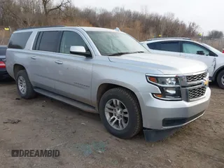 2017 Chevrolet Suburban LT with VIN 1GNSKHKC2HR240545, listed as a IAAI auction lot 41571093 with 33,933 mi miles. Bid and sale history available at carsss.com. Image 1.