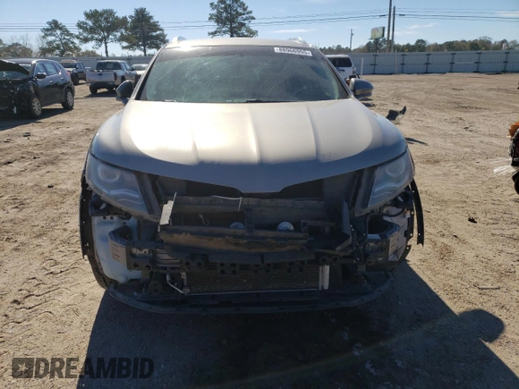 2016 Lincoln MKX Select with VIN 2LMTJ6KR2GBL80413, listed as a Copart auction lot 88966955 with 146,178 mi miles and Salvage Title. Bid and sale history available at DreamBid. Image 5.