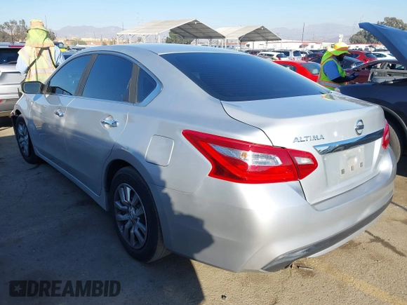 2016 Nissan Altima S with VIN 1N4AL3AP6GN327692, listed as a IAAI auction lot 41309486 with 81,493 mi miles and . Bid and sale history available at carsss.com. Image 3.