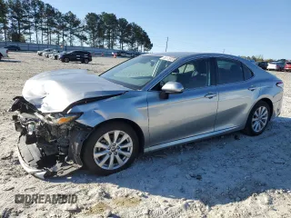 2019 Toyota Camry LE with VIN 4T1B11HK4KU798852, listed as a Copart auction lot 50175935 with 71,695 mi miles and Salvage Title. Bid and sale history available at carsss.com. Image 1.