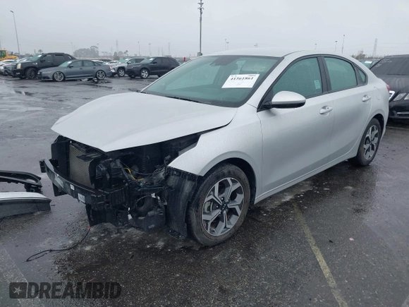 2021 Kia Forte LXS with VIN 3KPF24AD3ME268213, listed as a IAAI auction lot 41561861 with 22,544 mi miles and . Bid and sale history available at DreamBid. Image 18.