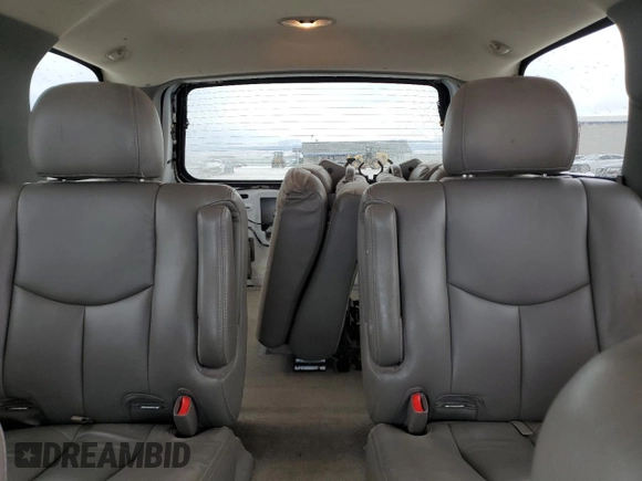 2005 Chevrolet Tahoe LT z VIN 1GNEK13T35R224871, wystawiony jako Copart lot #41382355 z przebiegiem 232 704 mil mil oraz Czysty tytuł • Clean title. Historia ofert i sprzedaży dostępna na DreamBid. Obrazek 10.