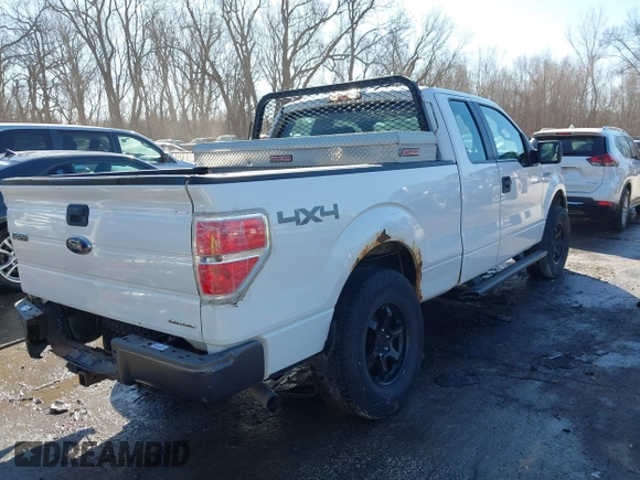 2014 Ford F-150 XL with VIN 1FTFX1EF8EKF40491, listed as a IAAI auction lot 41680476 with 179,117 mi miles. Bid and sale history available at carsss.com. Image 4.